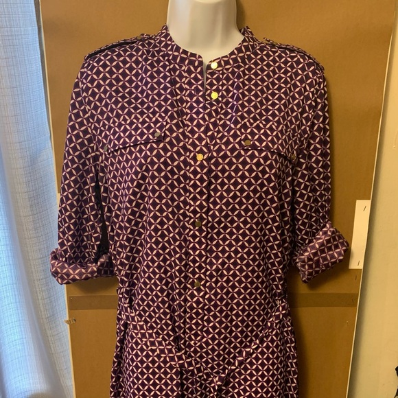 Dress - Picture 2 of 5